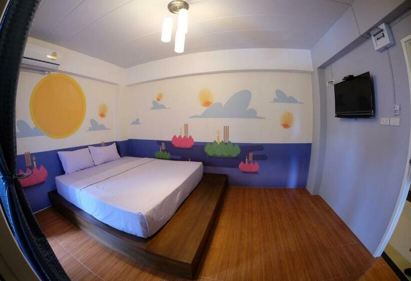 Standard Room, Hide Bangkok Hostel