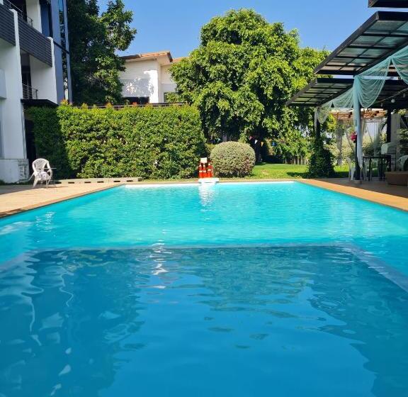 اتاق استاندارد با تخت بزرگ, Bualinn Resort