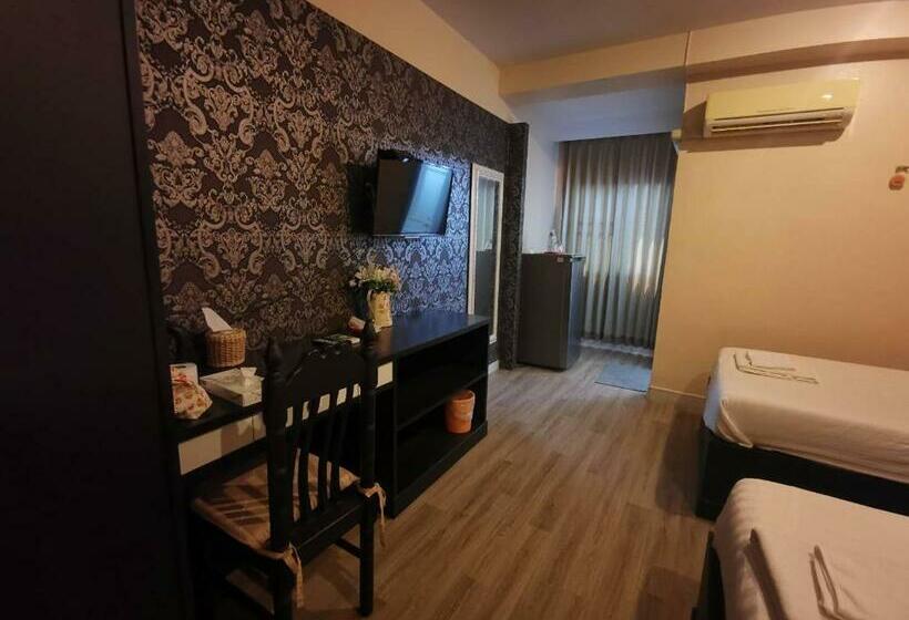 اتاق لوکس, Metro Residence