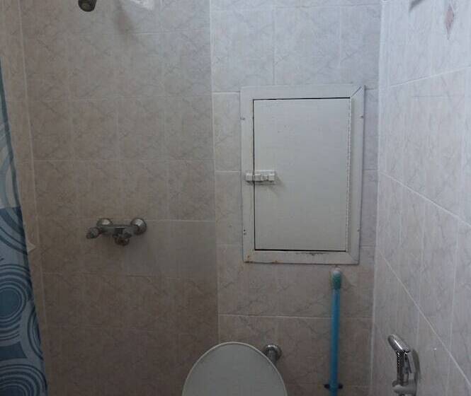 اتاق لوکس, Metro Residence