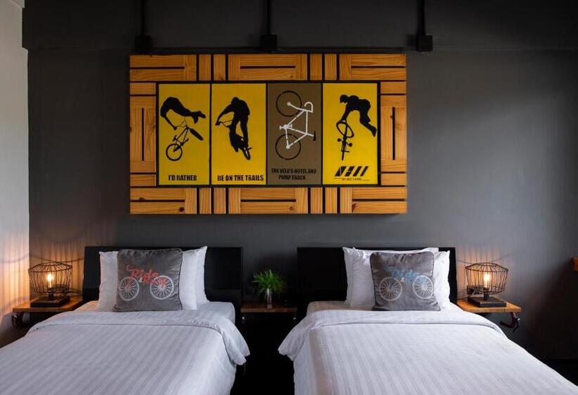 اتاق سوپریور با چشم‌انداز باغ, The Velo S Hotel And Pumptrack