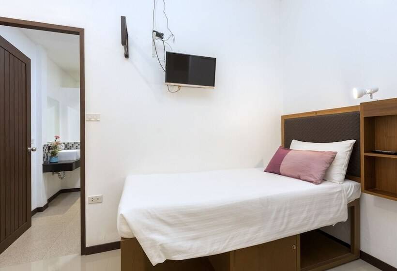 اتاق لوکس چهار تخته, The Lantern Hostel And Spa