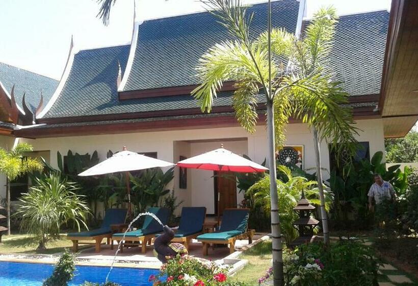 اتاق لوکس با تراس, Villa Angelica Bed And Breakfast In Phuket