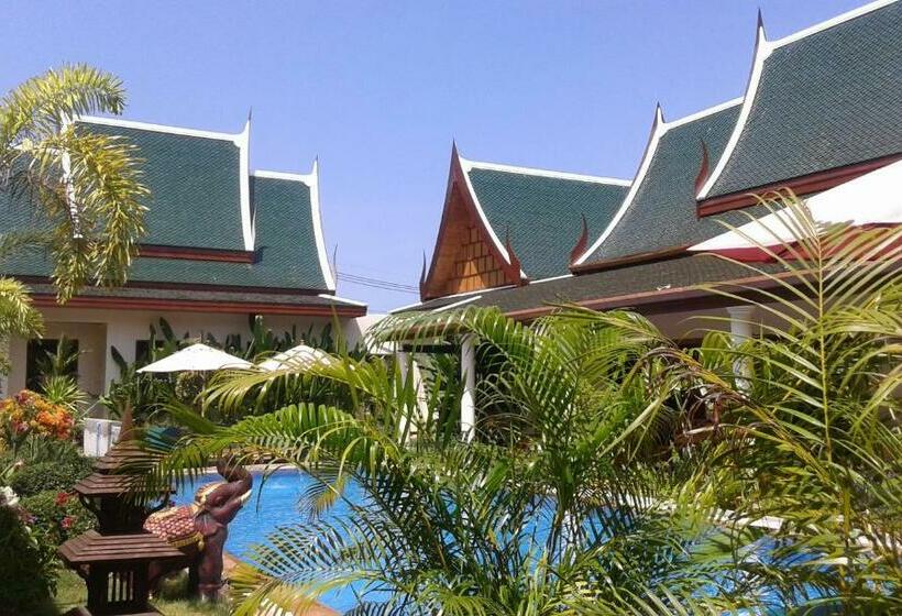اتاق لوکس با تراس, Villa Angelica Bed And Breakfast In Phuket