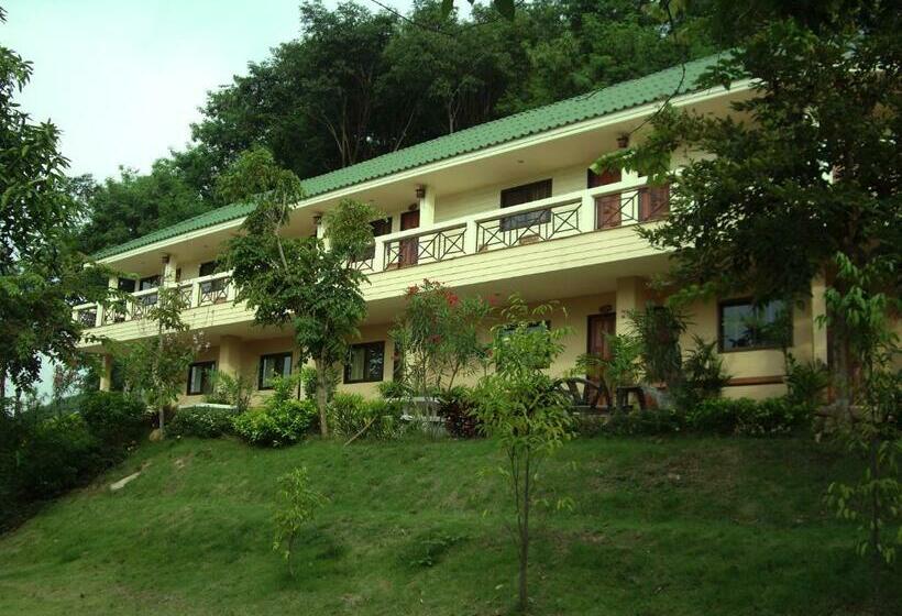 اتاق استاندارد, ฺbaan Ing Khao Resort