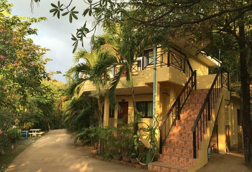 اتاق استاندارد, ฺbaan Ing Khao Resort