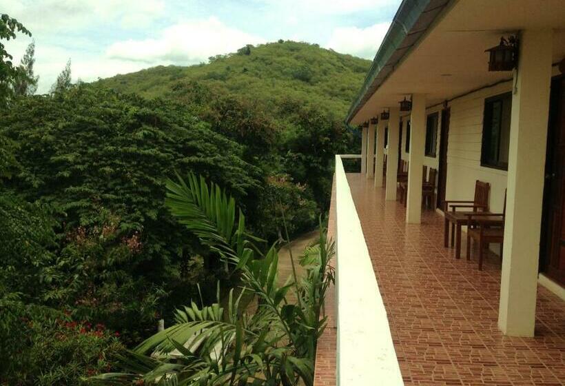اتاق استاندارد, ฺbaan Ing Khao Resort