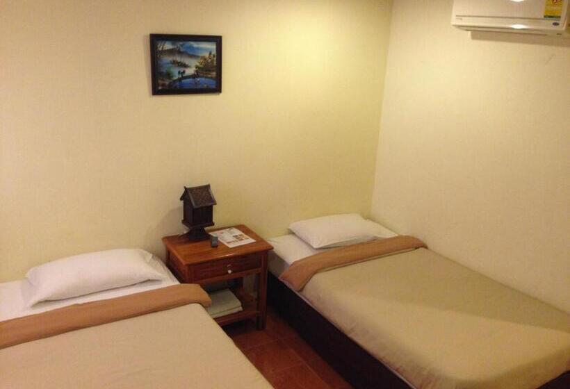 اتاق استاندارد, ฺbaan Ing Khao Resort