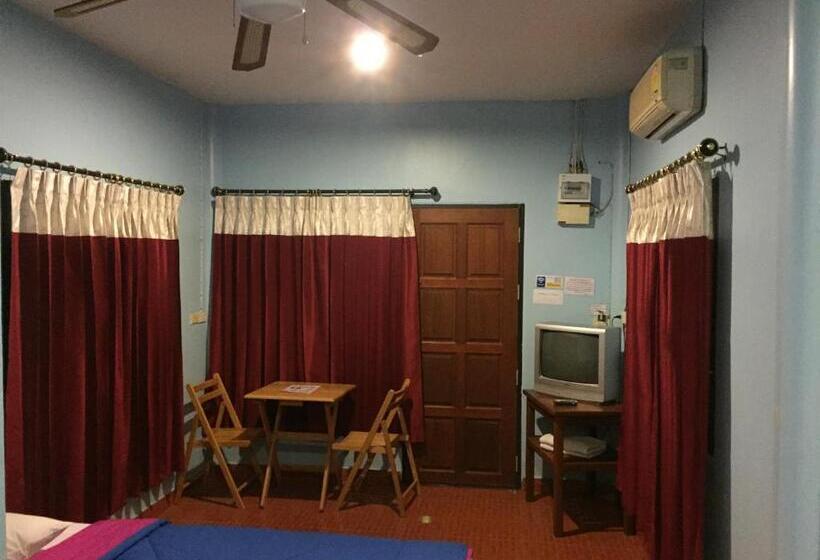 بانگلوی استاندارد, ฺbaan Ing Khao Resort