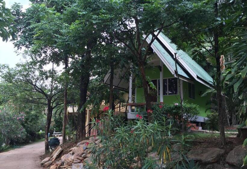 بانگلوی استاندارد, ฺbaan Ing Khao Resort