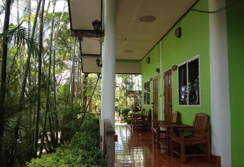 بنگله خانوادگی, ฺbaan Ing Khao Resort