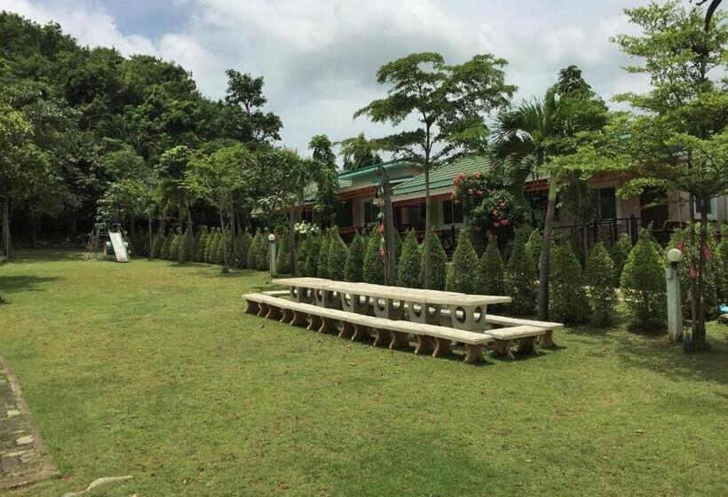 بانگلوی استاندارد, ฺbaan Ing Khao Resort