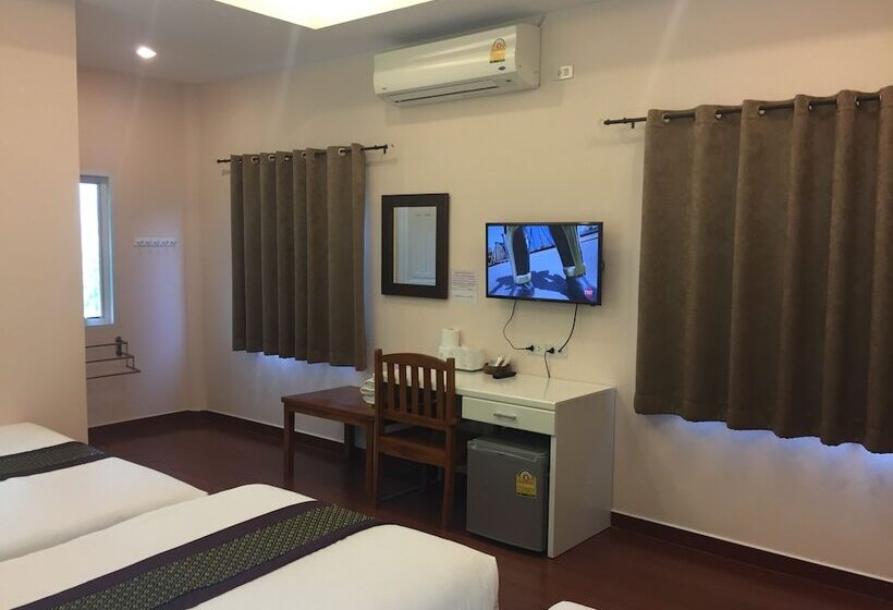 اتاق خانوادگی, ฺbaan Ing Khao Resort