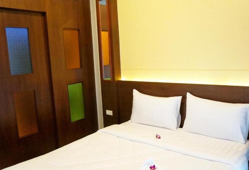 اتاق استاندارد چهار تخته, Chanpraya Resort