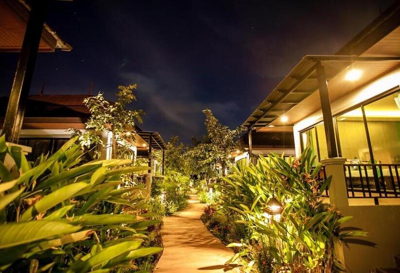ویلای سوپریور 1 خوابه, Himaphan Boutique Resort   Sha Extra Plus