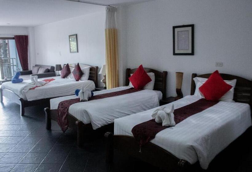 اتاق خانوادگی, Deng S Kamala Beach Guesthouse