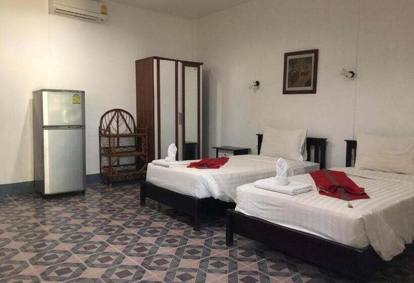 اتاق اکونومی, Deng S Kamala Beach Guesthouse
