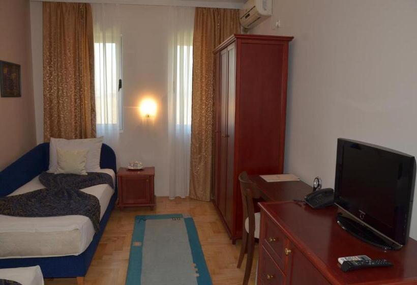 اتاق استاندارد, Dragović Smederevo