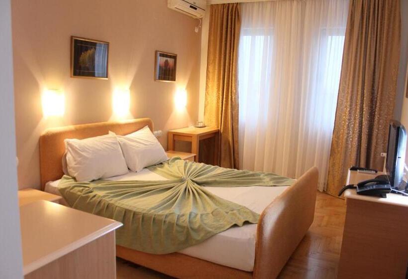 اتاق استاندارد, Dragović Smederevo