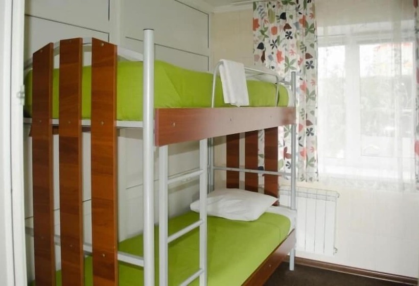 اتاق اکونومی, Hostel Millenium