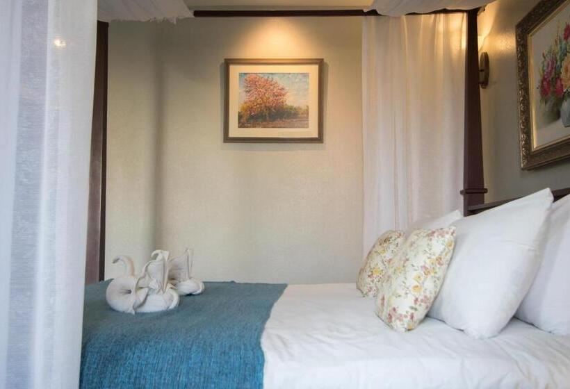 اتاق یک تخته با چشم‌انداز باغ, La Villa Boutique