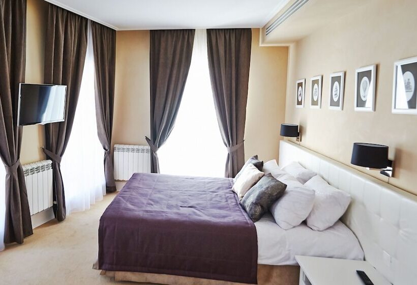 Suite with Terrace, Old Street Kostroma