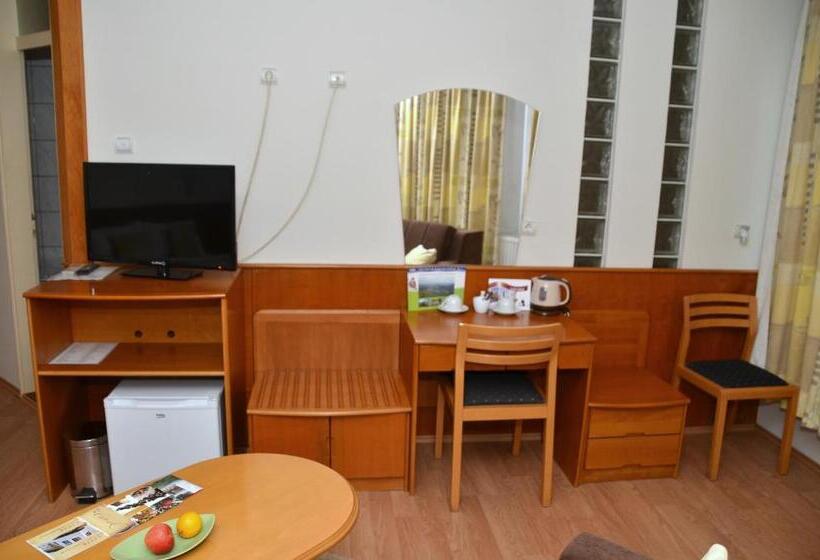 سوییت, Garni Hotel Lake