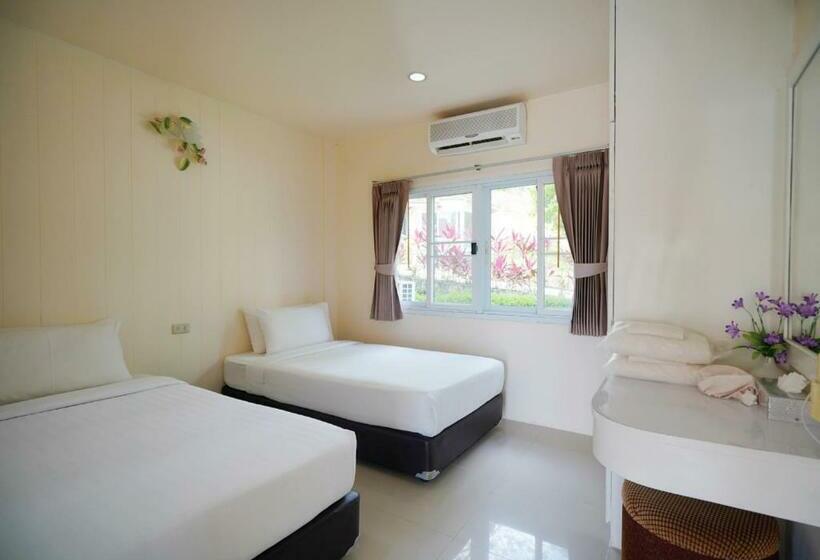 اتاق لوکس خانوادگی, Phukaew Resort & Adventure Park
