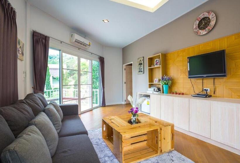 اتاق کلاسیک چهارنفره, Phukaew Resort & Adventure Park