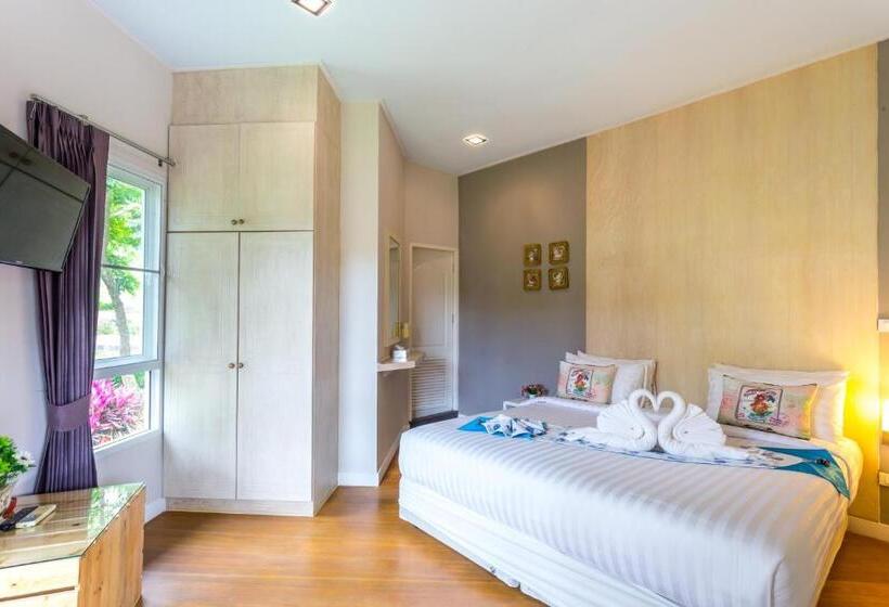 اتاق کلاسیک چهارنفره, Phukaew Resort & Adventure Park