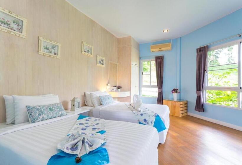 اتاق کلاسیک چهارنفره, Phukaew Resort & Adventure Park