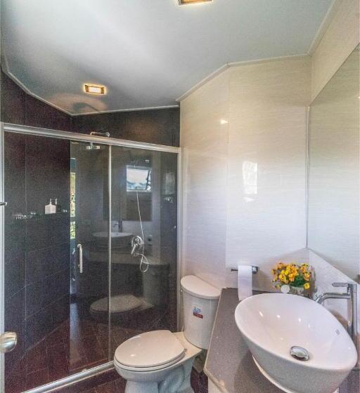 اتاق کلاسیک چهارنفره, Phukaew Resort & Adventure Park