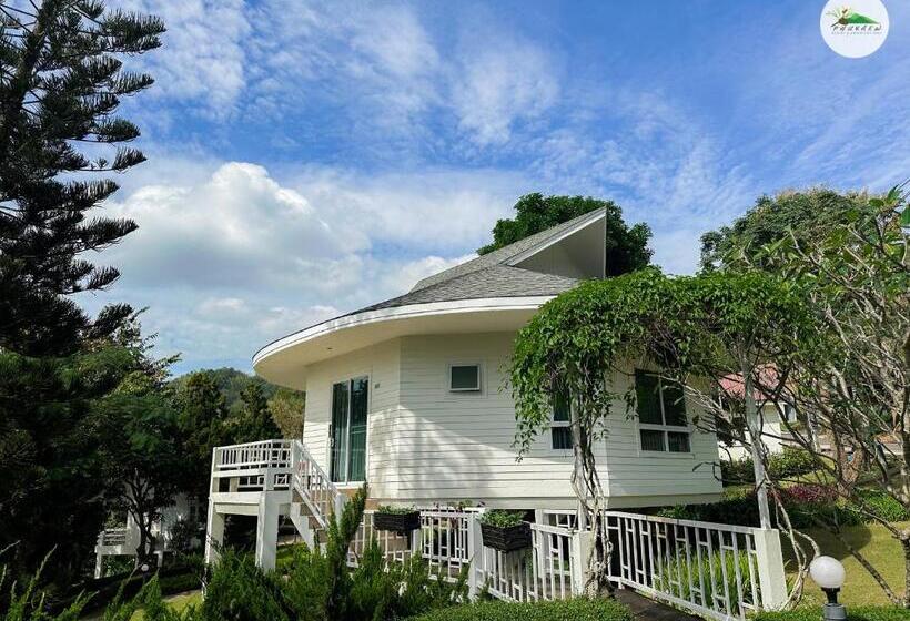 اتاق کلاسیک چهارنفره, Phukaew Resort & Adventure Park