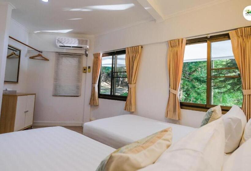 اتاق استاندارد با بالکن, Phukaew Resort & Adventure Park