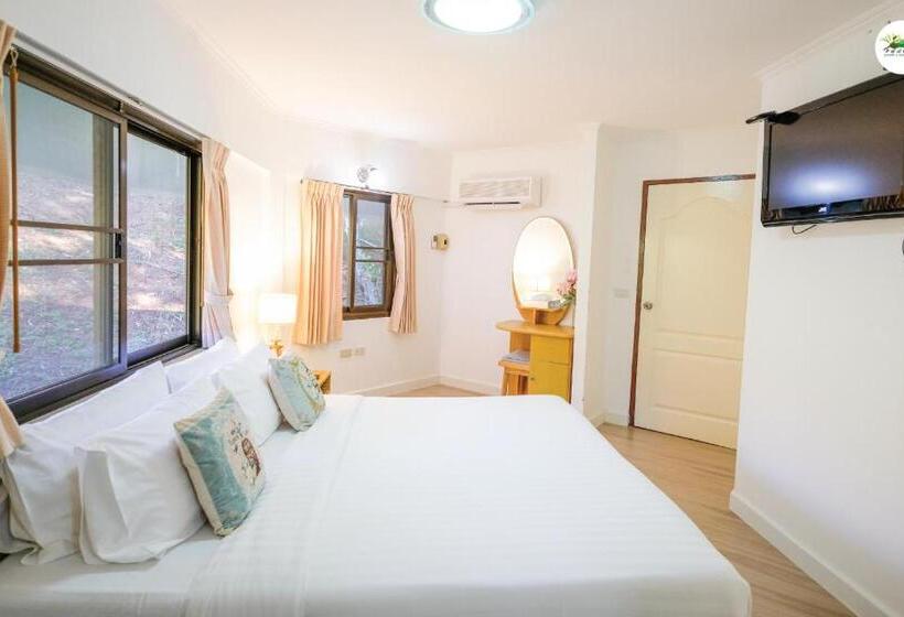 اتاق استاندارد با بالکن, Phukaew Resort & Adventure Park