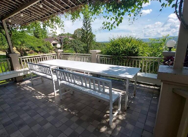 اتاق خانوادگی, Phukaew Resort & Adventure Park