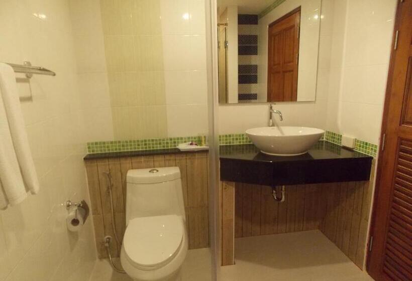 اتاق لوکس, Pratum Resort
