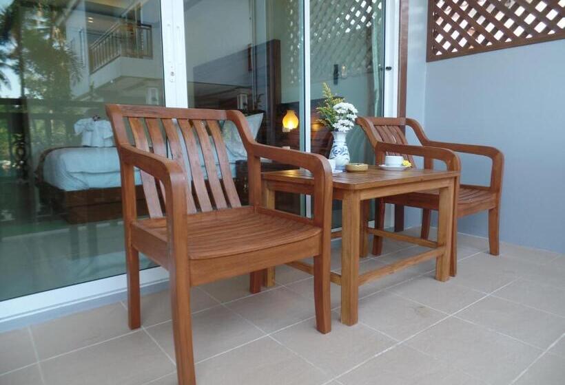 اتاق لوکس, Pratum Resort
