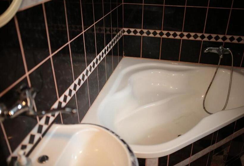 آپارتمان 2 خوابه, Chalets & Rooms čarda šebešfok