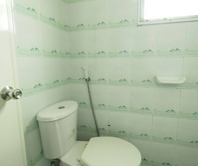 اتاق استاندارد, Chuan Chom Guesthouse
