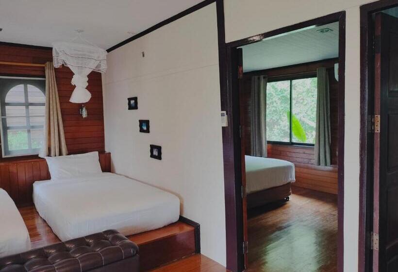 بانگلوی استاندارد 2 خوابه, Suntisook Resort