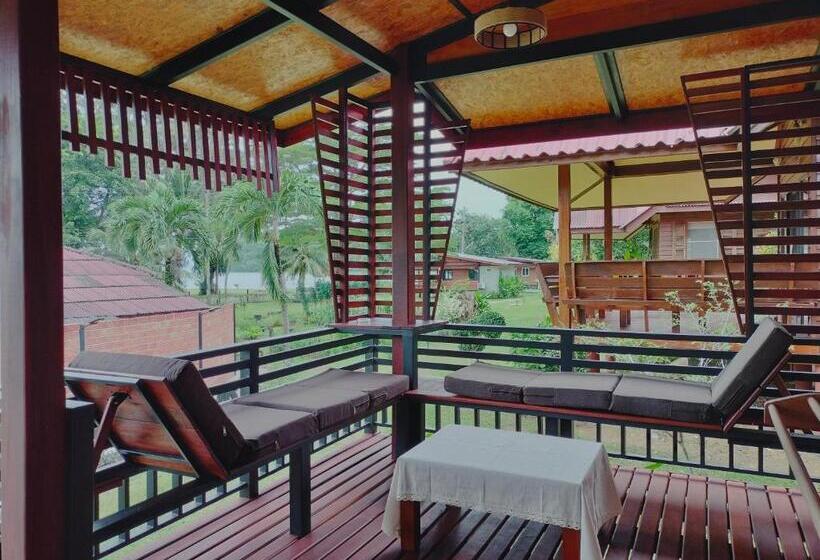 بانگلوی استاندارد 2 خوابه, Suntisook Resort