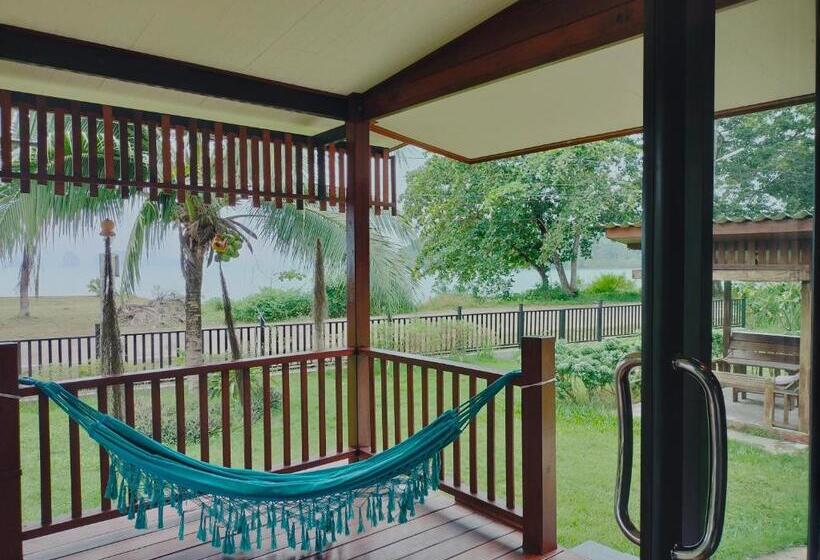 بانگلوی استاندارد با چشم‌انداز دریا, Suntisook Resort