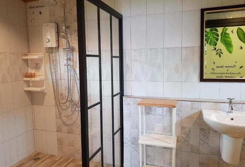بانگلوی استاندارد, Suntisook Resort