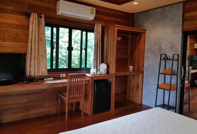 بانگلوی استاندارد, Suntisook Resort