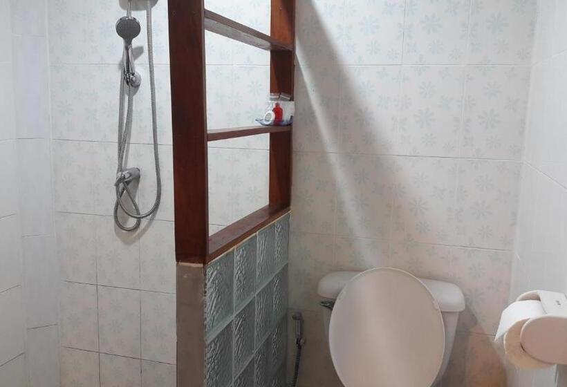 بانگلوی استاندارد, Suntisook Resort