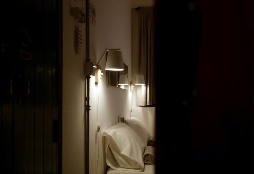 Quarto Deluxe, Tboutique Hostel