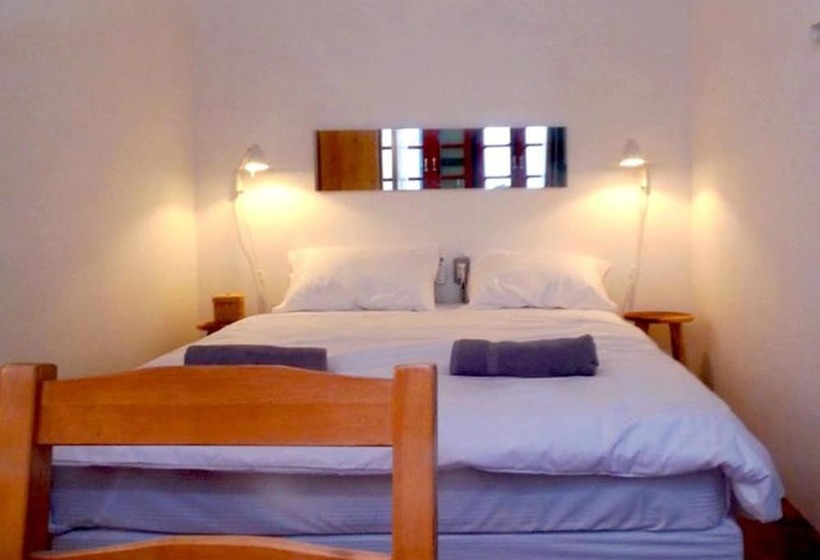 Quarto Estandar Banheiro Compartilhado, Tboutique Hostel