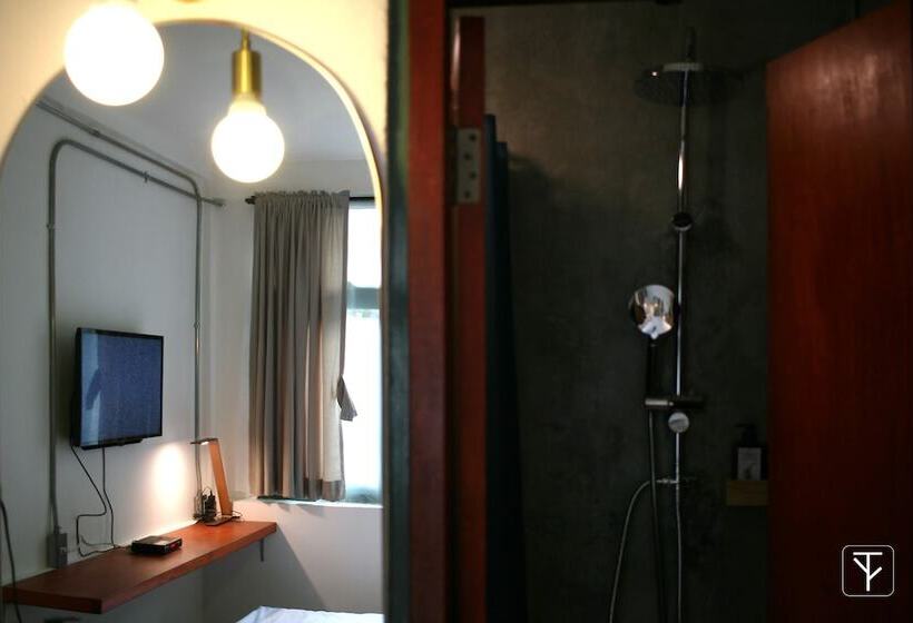 اتاق لوکس, Tboutique Hostel