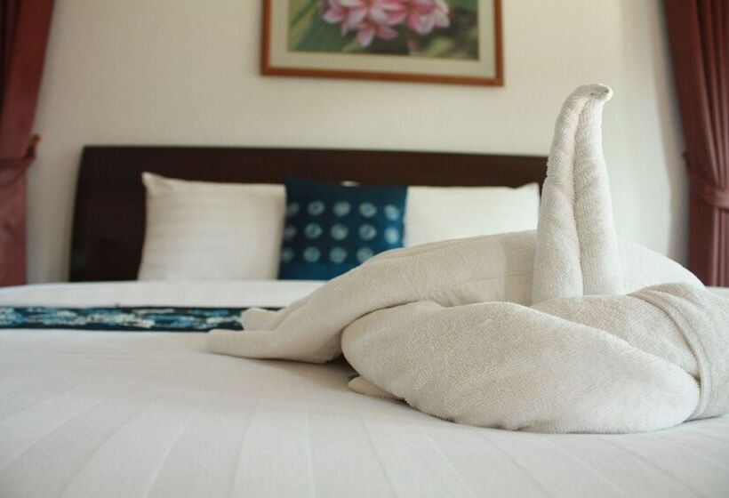 اتاق لوکس, Waterside Resort
